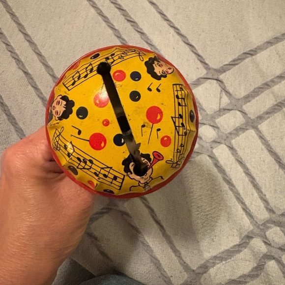 Vintage Kirchhof "Life of the Party" tin noise maker, from the mid-20th century - Picture 2 of 6